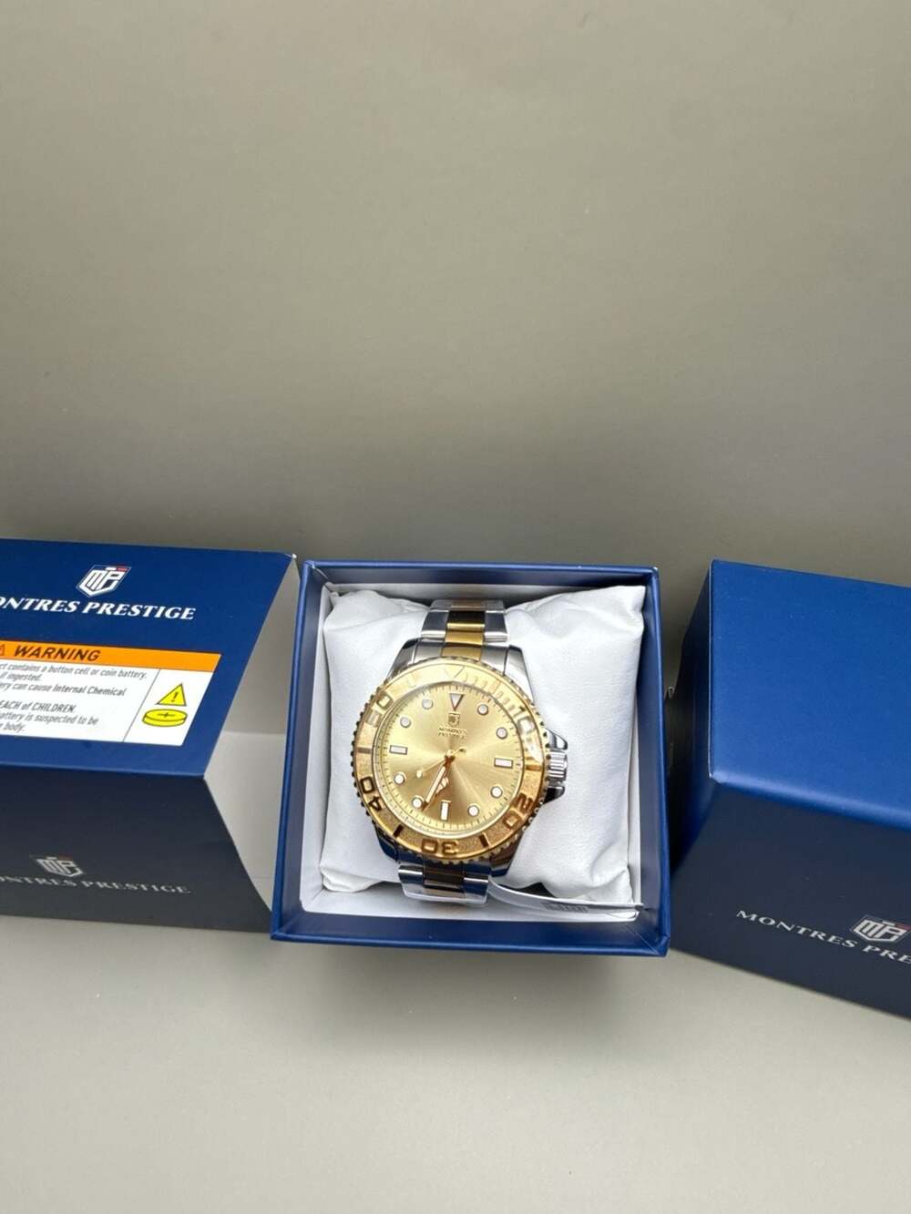 Montres Prestige Men's Two-Tone Gold Dial Diver Style Watch